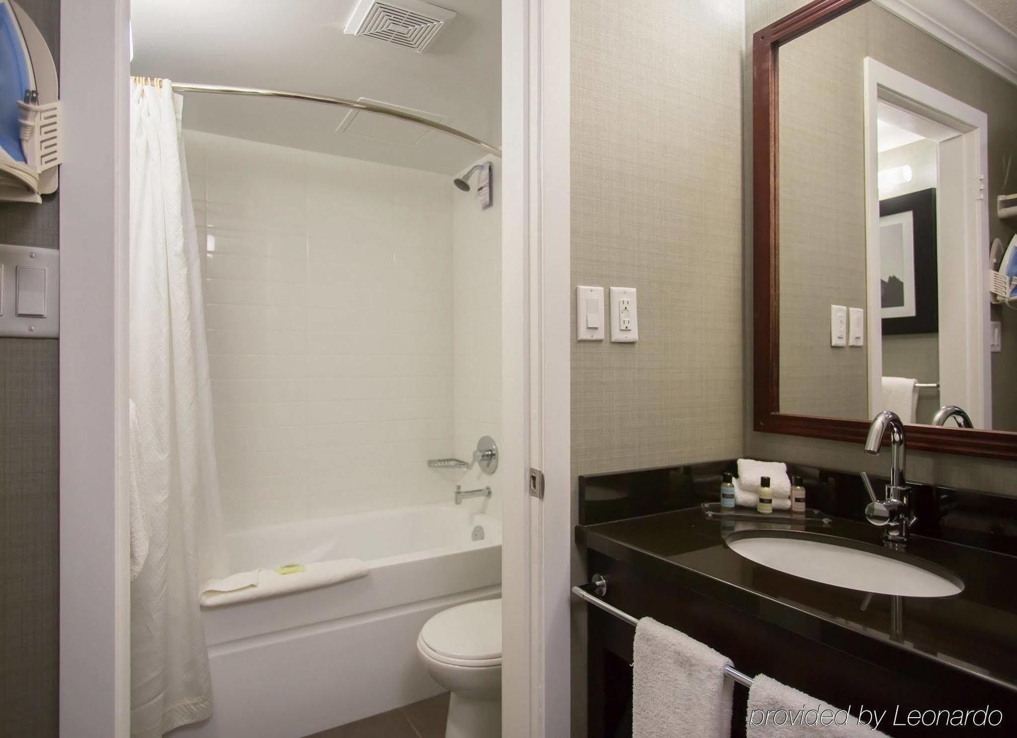 Sandman Hotel Vernon Luaran gambar